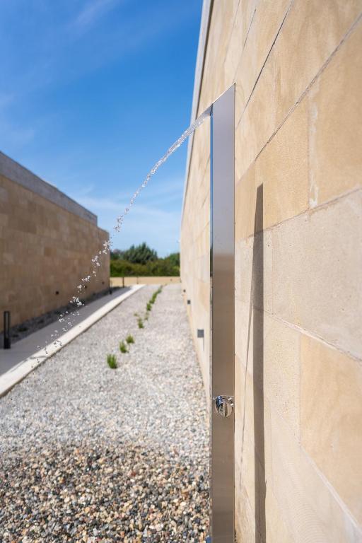 Fotografie z fotogalerie ubytování Linear Cabanon Kallithea Luxury Villas v destinaci Koskinou