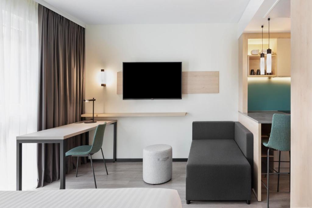 Residence Inn by Marriott Hamburg Altona - Resim 12