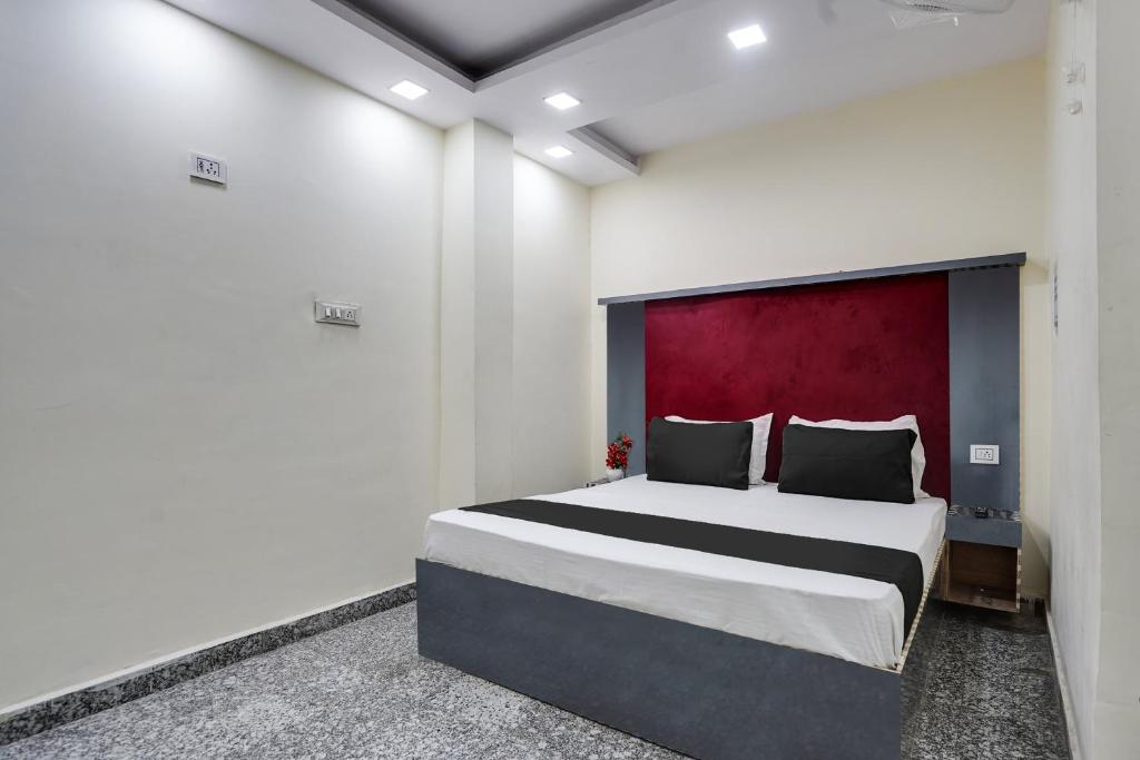 Gallery image of OYO Hotel Dev Inn in New Delhi