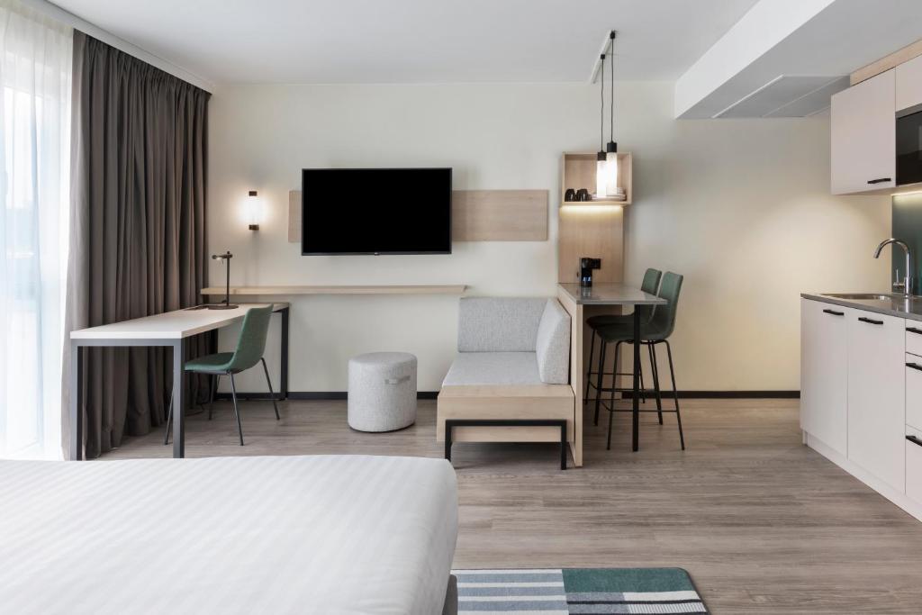 Residence Inn by Marriott Hamburg Altona - Resim 19