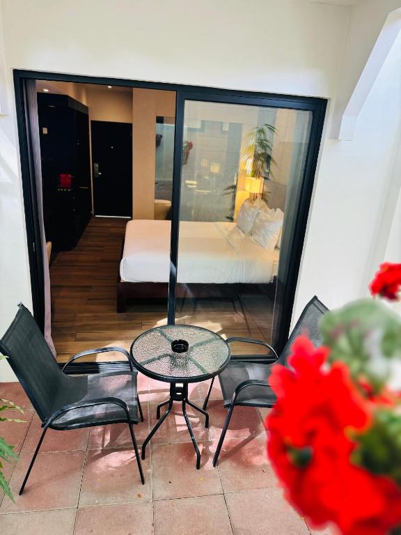 Posezení v ubytování Lamana Hotel