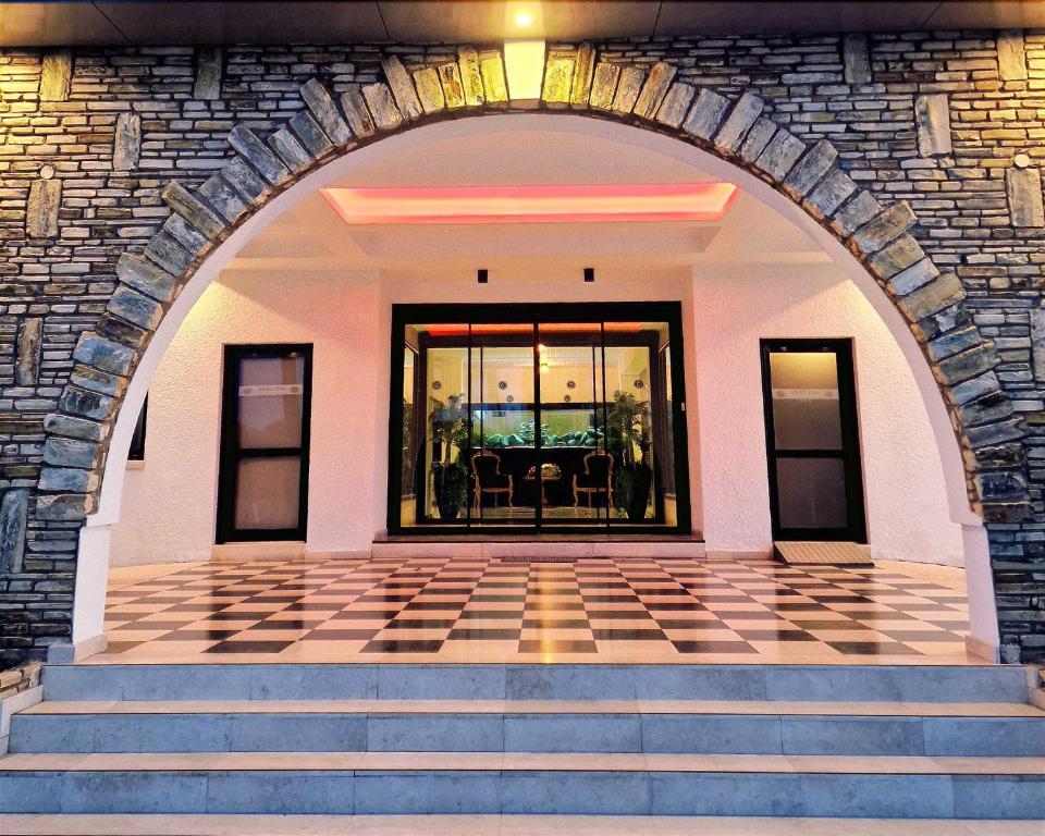 Exteriér nebo vchod ubytování Sveltos Hotel