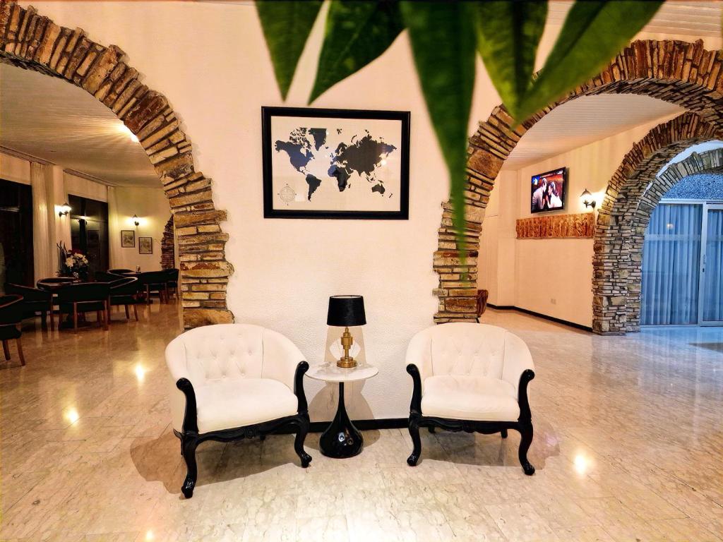 Posezení v ubytování Sveltos Hotel