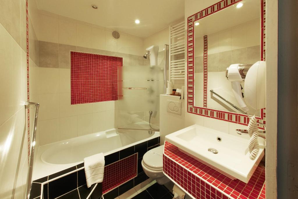 Hôtel Poussin - Resim 11