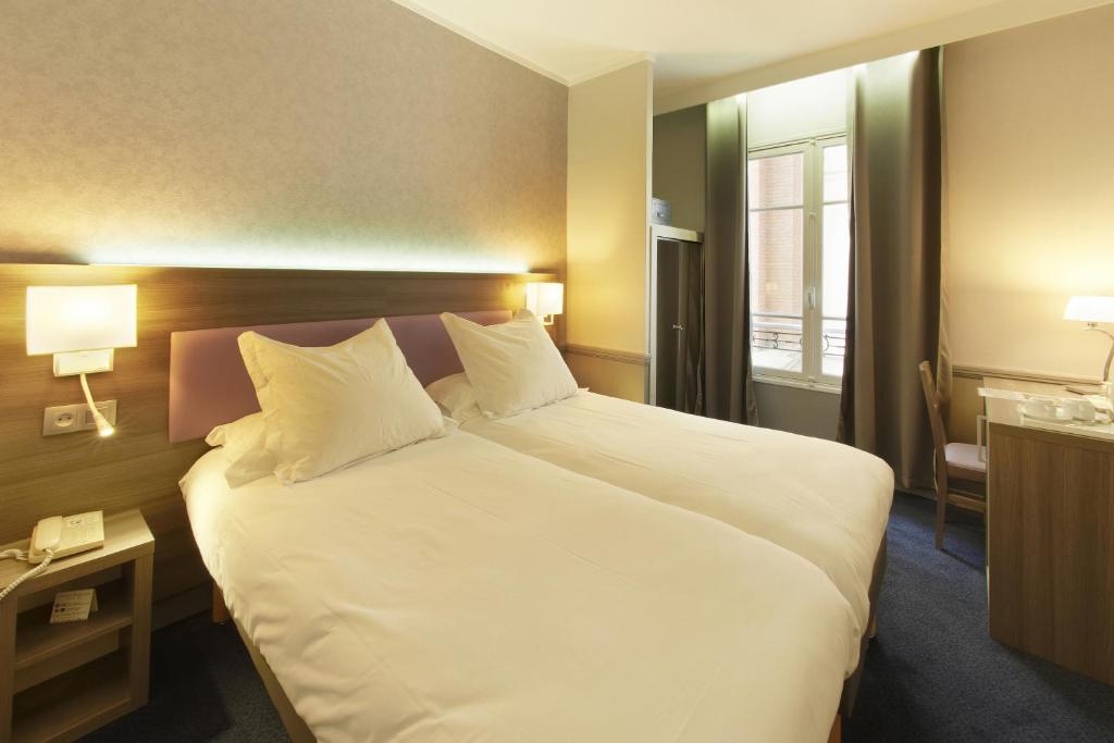 Hôtel Poussin - Resim 18