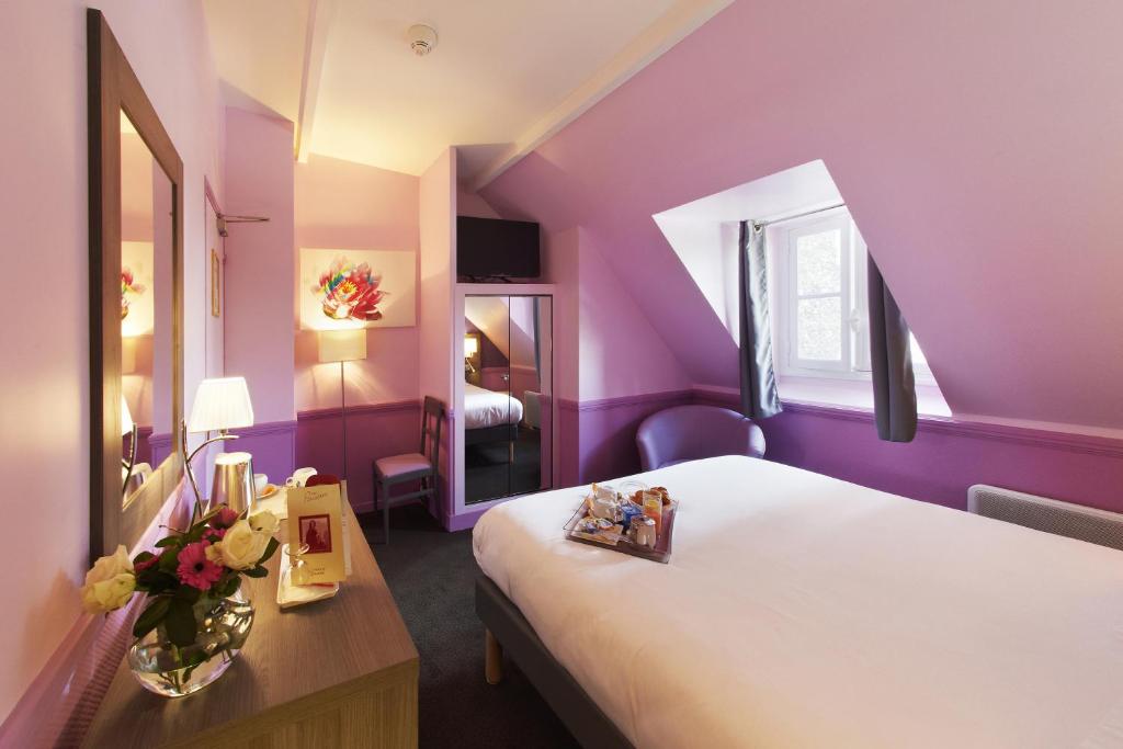 Hôtel Poussin - Resim 16