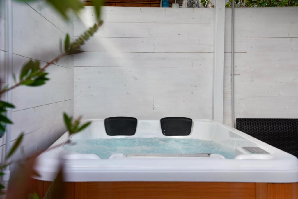 Fotografie z fotogalerie ubytování StarsBox jacuzzi privata e piscina vista mare v destinaci Celle Ligure