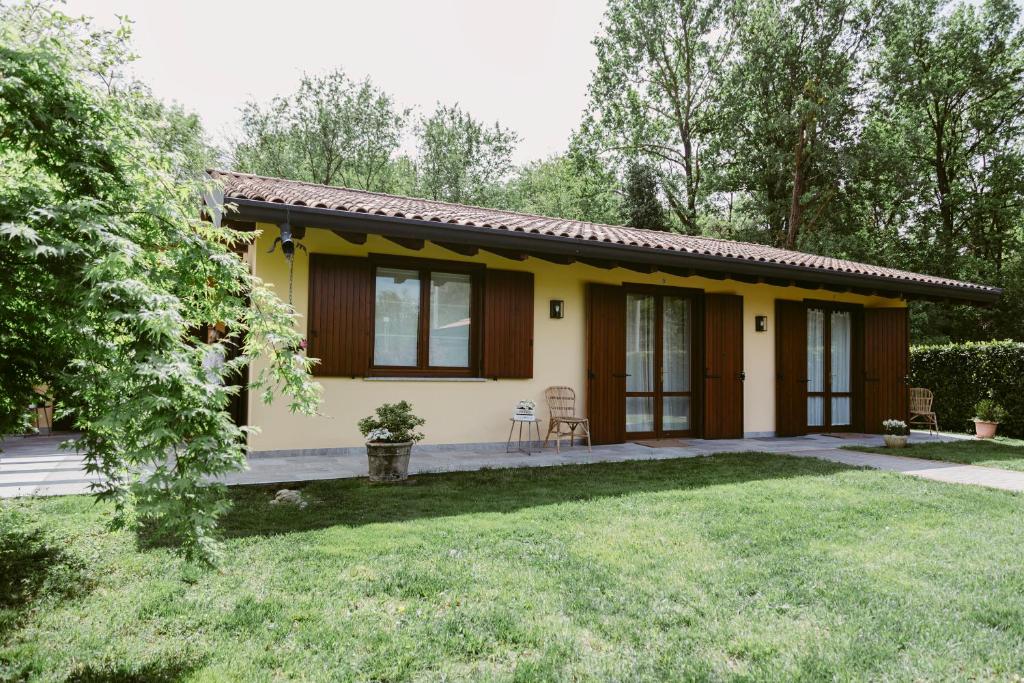 The building in which a panziókat is located