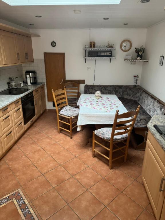 Kuchyň nebo kuchyňský kout v ubytování Schwalbenhof