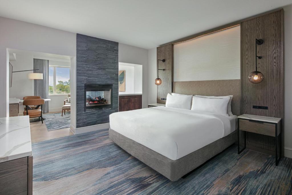 The Westin Sacramento Riverfront Hotel & Spa - 
