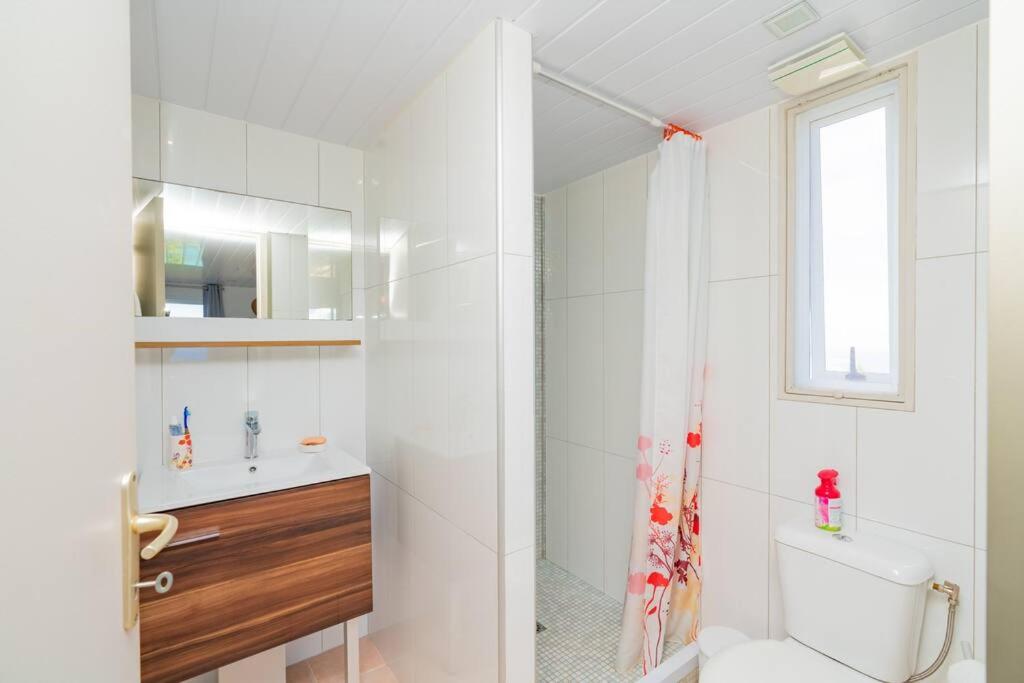Koupelna v ubytování Bungalow Poerava Punaauia