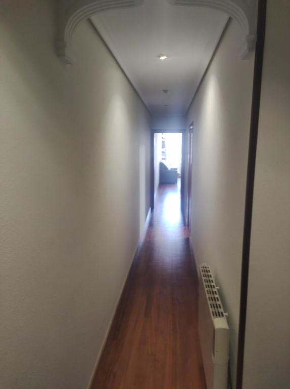 Imagen de la galería de APARTAMENTO EN LINEA DE PLAYA, en Suances