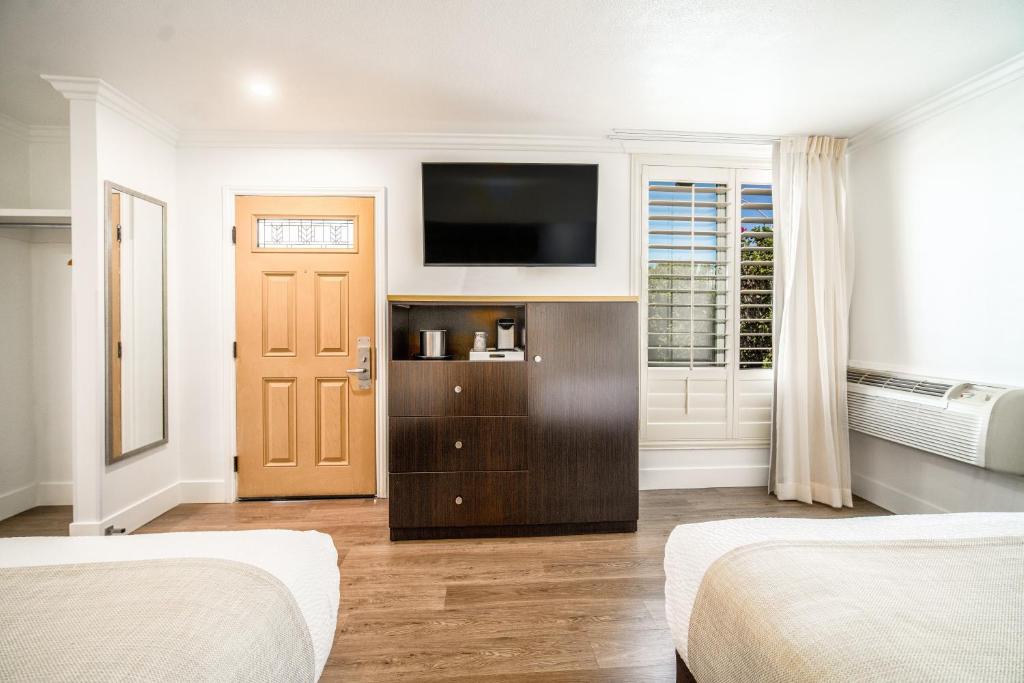Little Inn By The Bay Newport Beach Hotel - Camera Queen Con Due Letti Queen Size