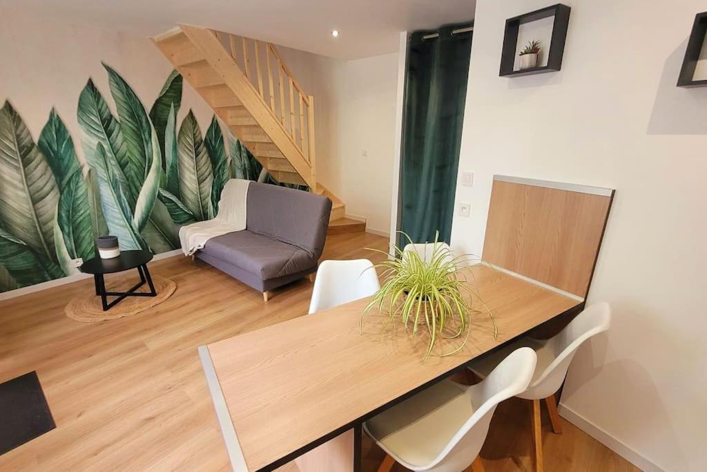 Khu vực ghế ngồi tại Maison Esprit Nature - Puy du Fou