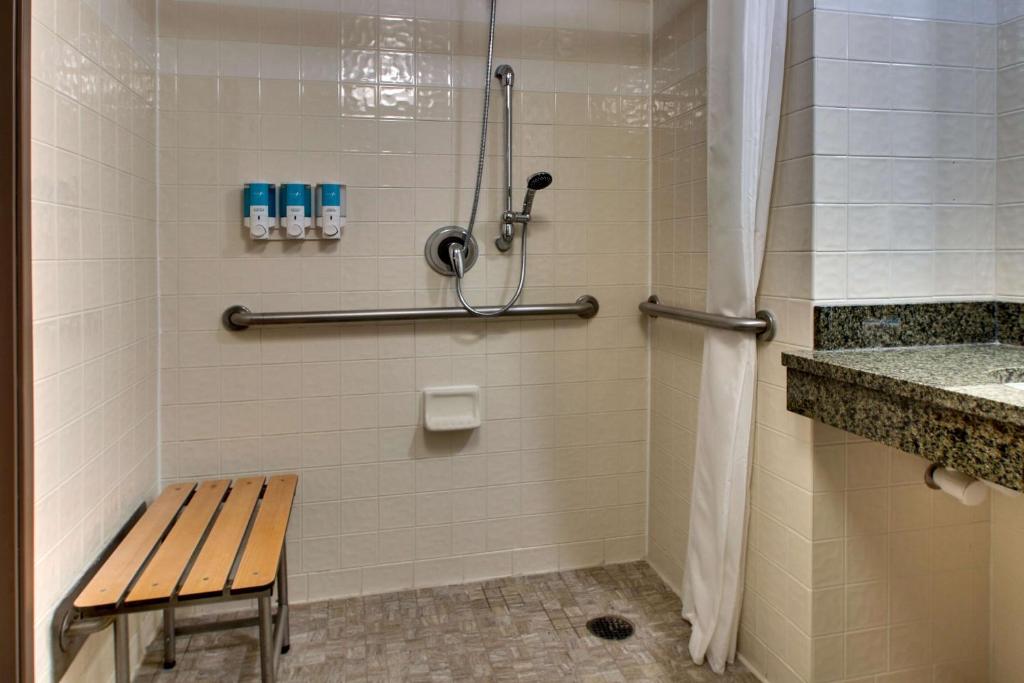 Drury Inn & Suites San Antonio Northwest Medical Center photo
