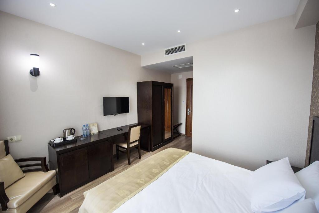 Tbilisi Inn - Double Room - Ground Floor