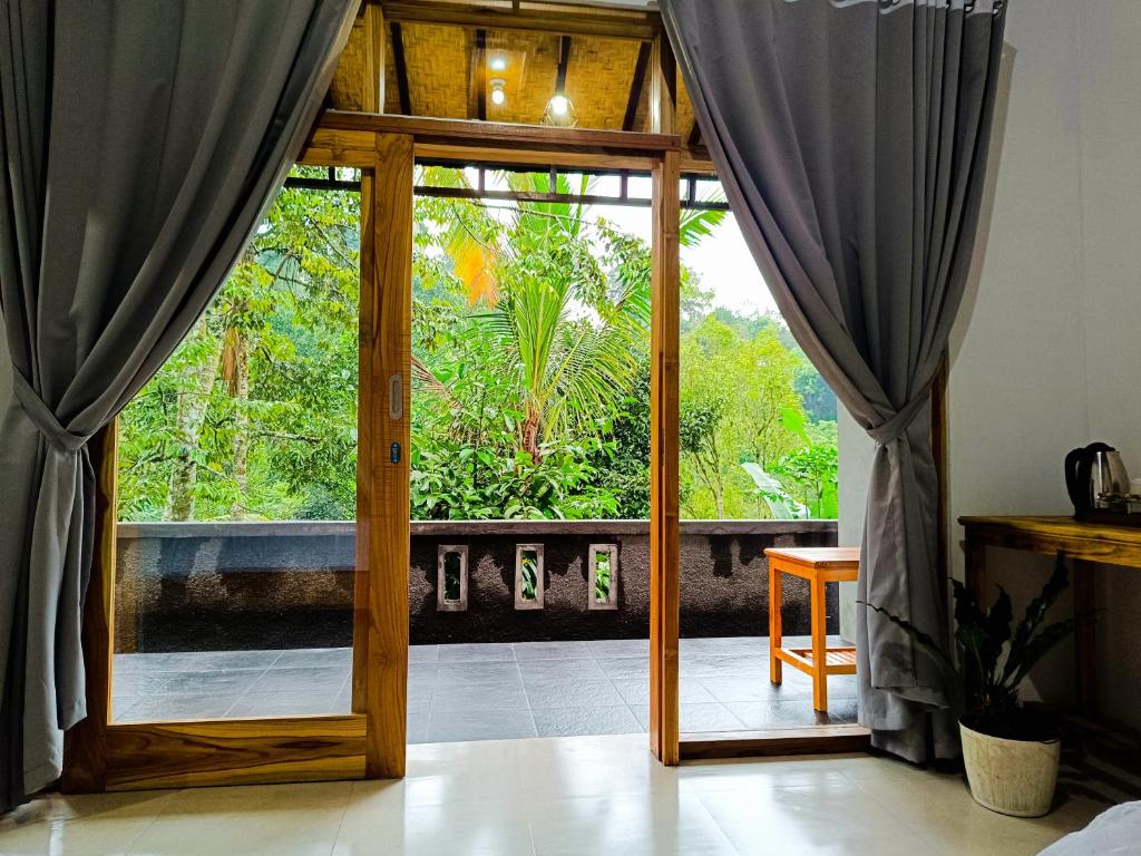 Zahrada ubytování Artomoro Bali