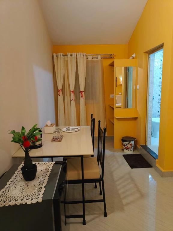 Φωτογραφία από το άλμπουμ του GLEN RESIDENCY σε Chinchinim