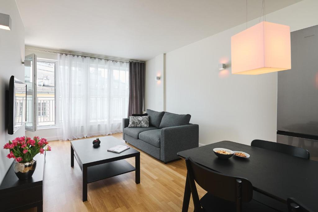 Posedenie v ubytovaní Mamaison Residence Diana