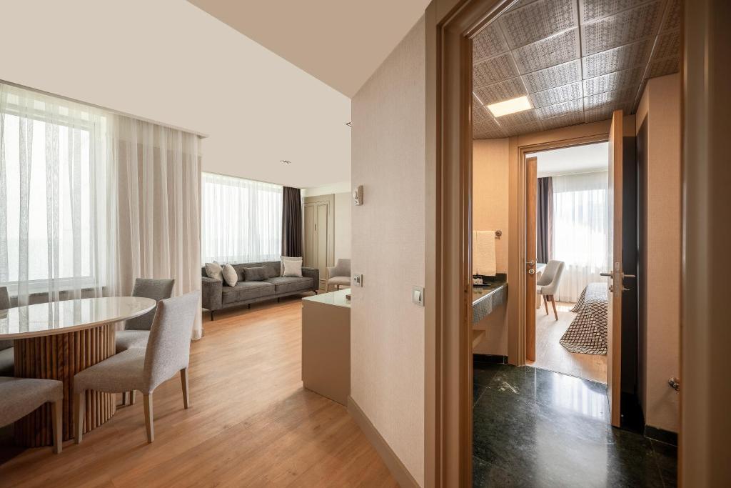 Porto Bello Hotel Resort & Spa - 