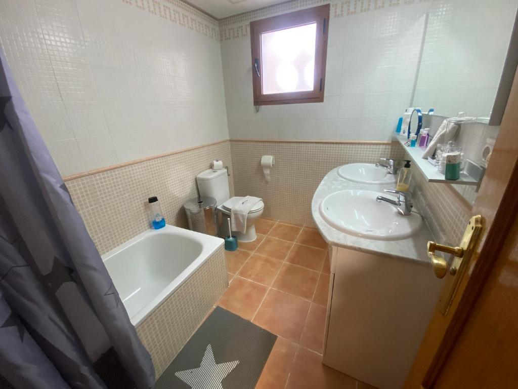 Fotografia z galérie ubytovania Apt Font rotja D v destinácii Albir