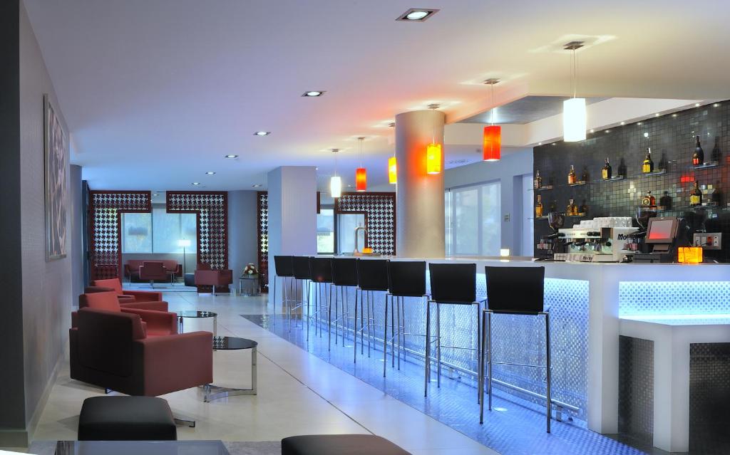 The lounge or bar area at Turia Granada