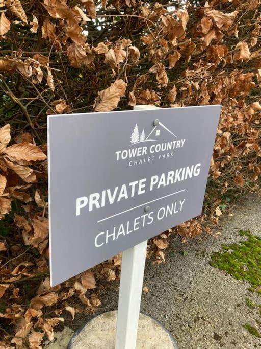 Certifikát, hodnocení, plakát nebo jiný dokument vystavený v ubytování Margaret Ann Chalet