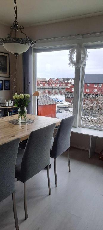 Fotografie z fotogalerie ubytování Kule gule huset v destinaci Svolvær