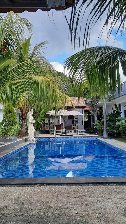 Bazén v ubytování Bali Diversity Dive Resort nebo v jeho okolí