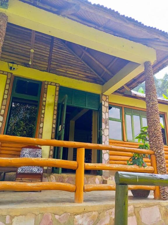 Balkón nebo terasa v ubytování Bwindi Forest Lodge