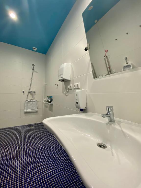 Kúpeľňa v ubytovaní We Street Hostel - El Arenal-Albergue Turístico