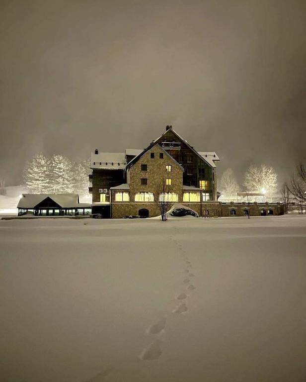 Hotel Monte Rosa v zimě