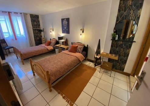Postel nebo postele na pokoji v ubytování Os-thel, Chambres à louer