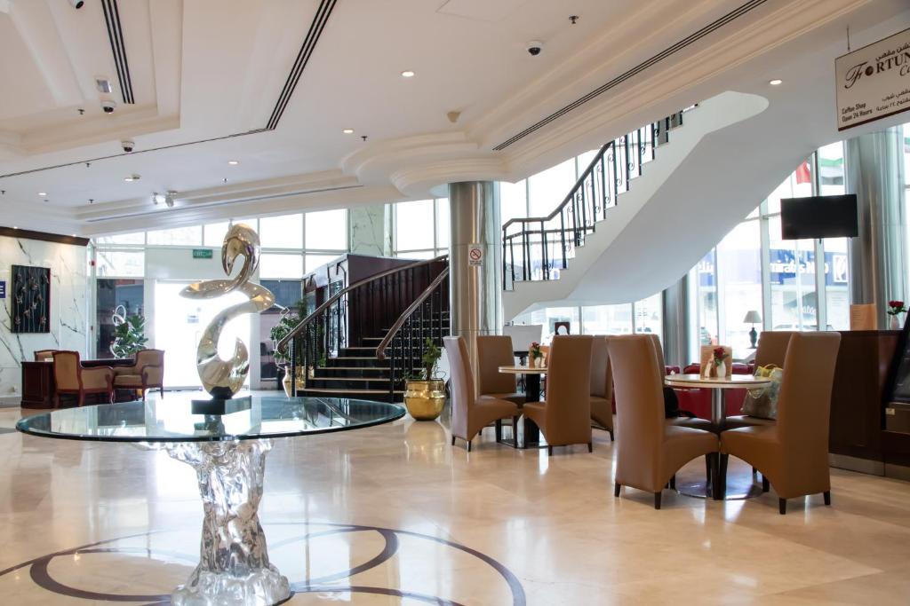 Posezení v ubytování Dubai Grand Hotel by Fortune, Dubai Airport