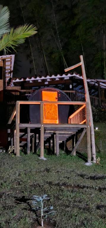 Fotografie z fotogalerie ubytování Glamping Montecarlo Domo Geodesico y Sauna Finlandés Guatapé v destinaci Guatapé