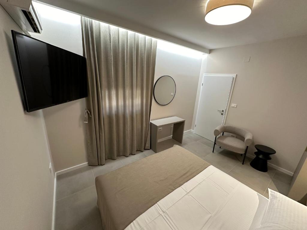 Apartment & Room IRIS - 1