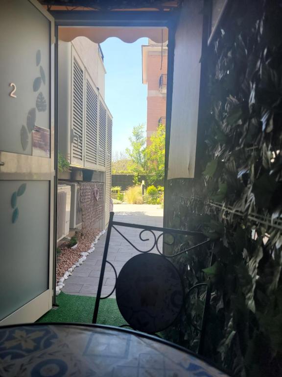 Balkón alebo terasa v ubytovaní Tiny Green apartament in Rome - Magliana
