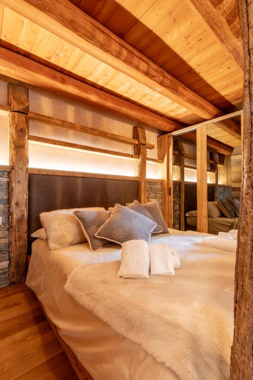 Postel nebo postele na pokoji v ubytování Elva Apartments