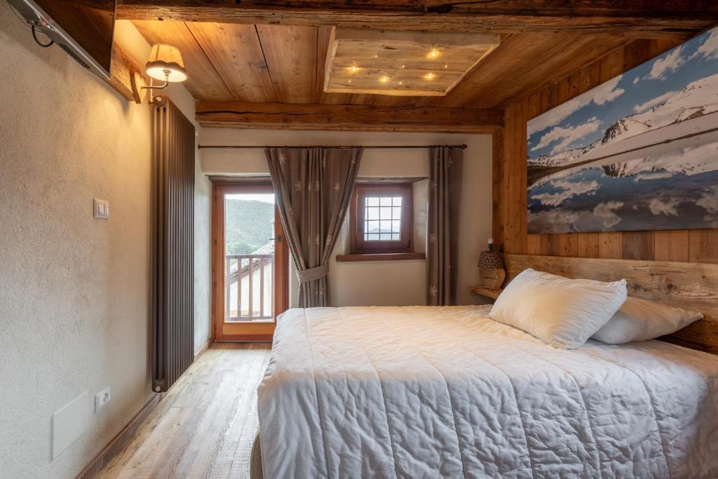 Postel nebo postele na pokoji v ubytování Elva Apartments