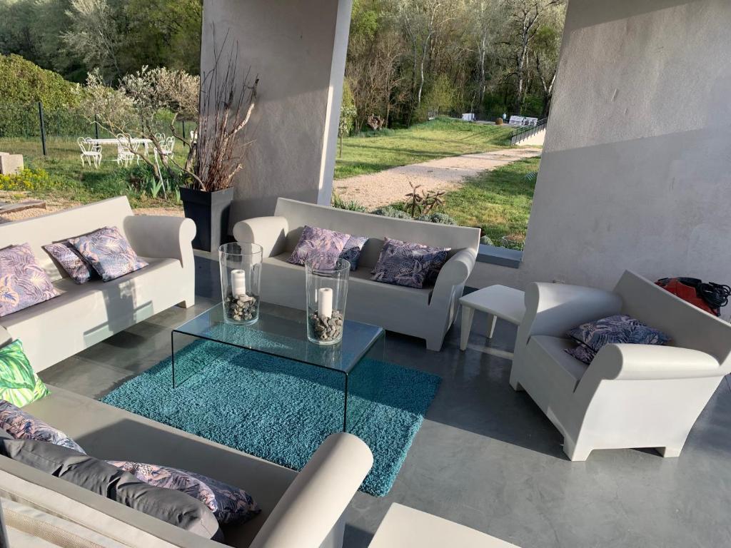 Double chambre piscine, spa, jardin, parc en bordure de rivière - Salle Familiale Supérieure
