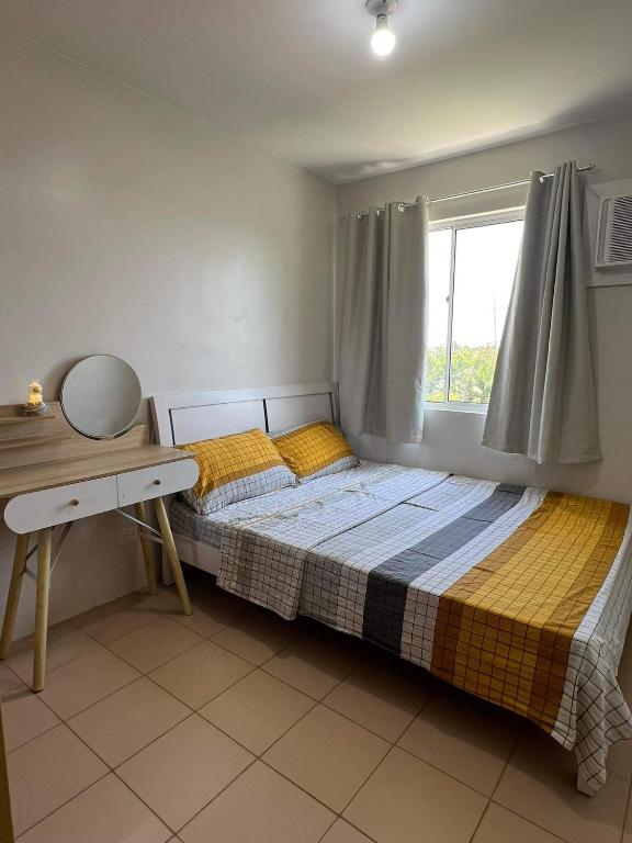 Postel nebo postele na pokoji v ubytování Sunsets and Good Vibes - 2 Bedroom Condo Unit