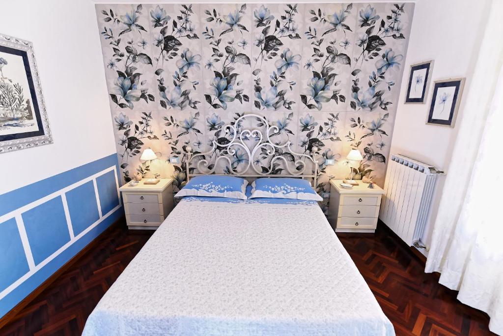 Villa Mandrioli - Deluxe Double Room With Balcony