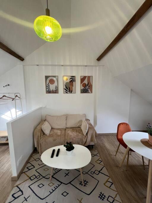 Posezení v ubytování Studio confortable et fonctionnel proche gare