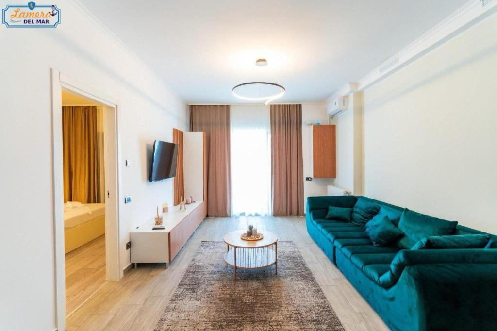 TV/trung tâm giải trí tại Casa Del Mar Lamera Residence