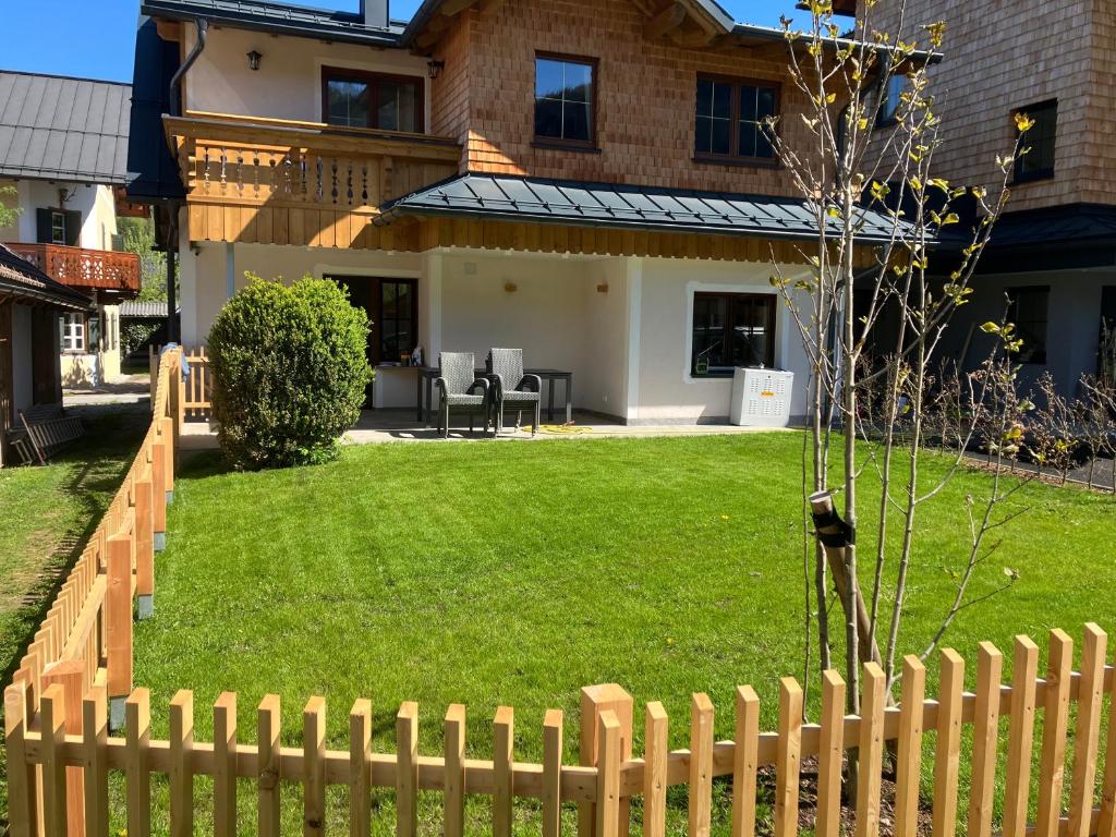Garður fyrir utan Villa Elisabeth