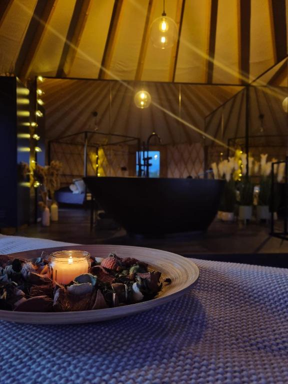 Jurty Glamping - Tent