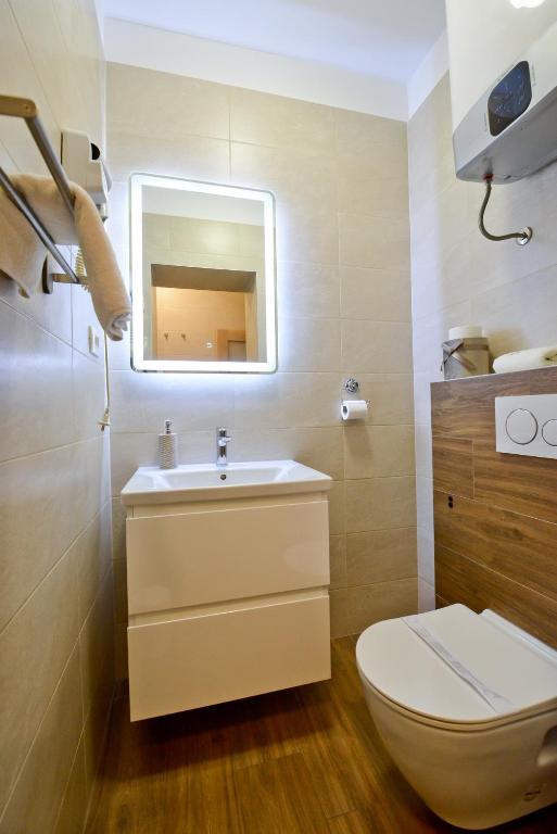 Koupelna v ubytování Zoilo Rooms self check-in