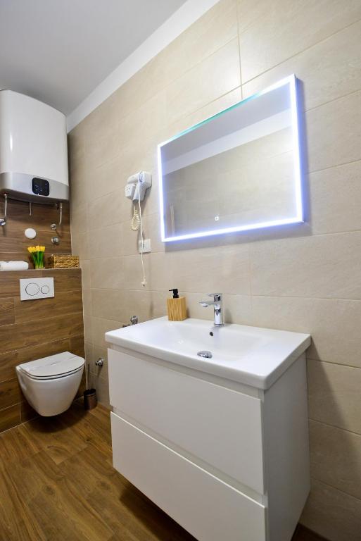 Koupelna v ubytování Zoilo Rooms self check-in