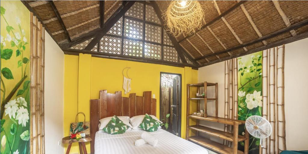 Voodi või voodid majutusasutuse Fox & The Firefly Cottages toas