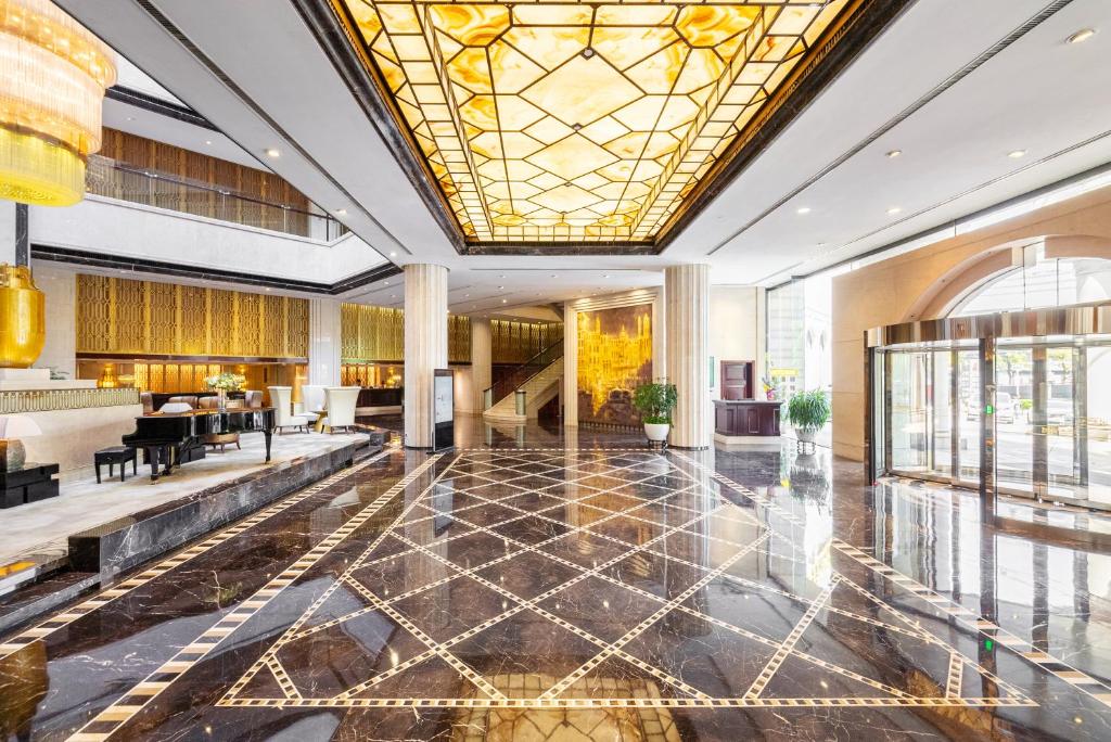 Posezení v ubytování GuangDong Hotel Shanghai - Free Self-service Laundry
